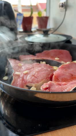pan-frying fish with garlic