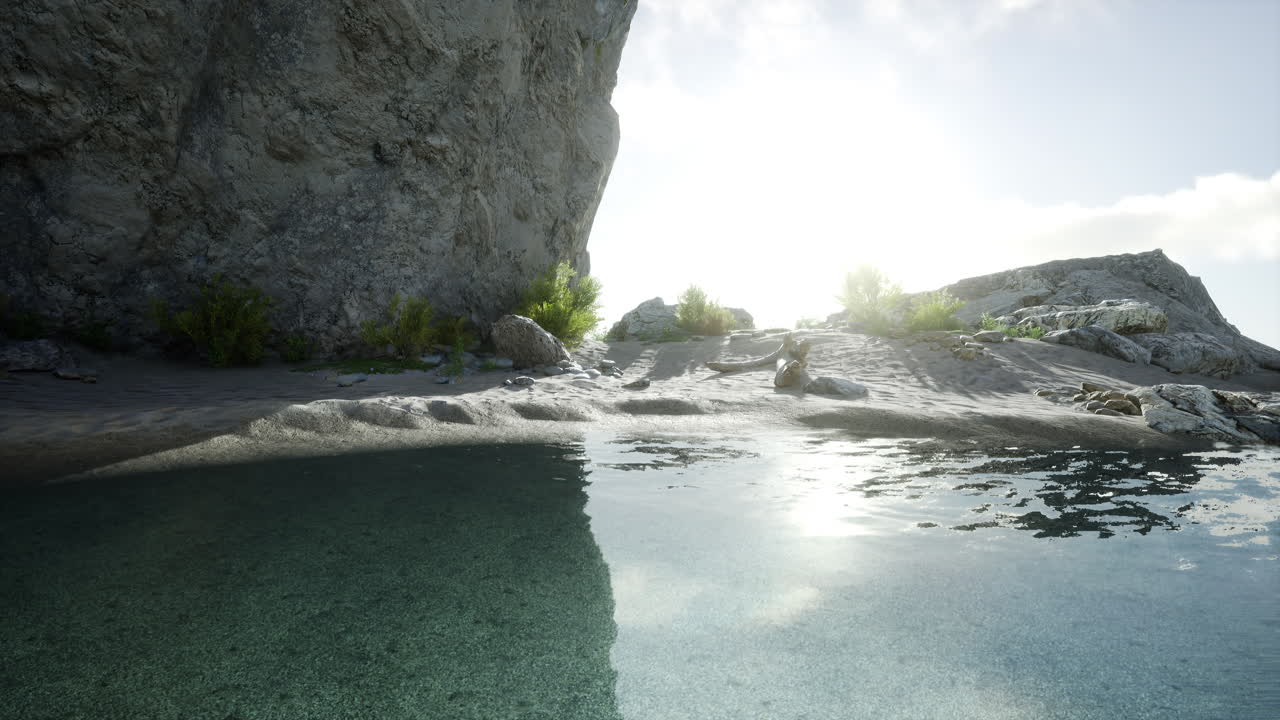 바위 절벽 과 차분 한 물 이 있는 조용 한 해변 풍경