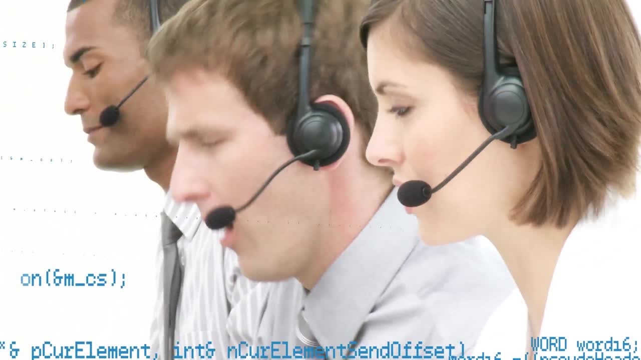 전화 헤드 ⁇ 을 사용하는 비즈니스 사람들에 대한 데이터 처리 애니메이션