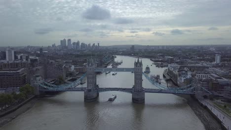 Aerial-view-of-Tower-Bridge