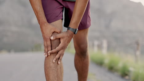 Masaje,-Lesión-Y-Pierna-De-Un-Hombre-Con-Dolor-De-Rodilla