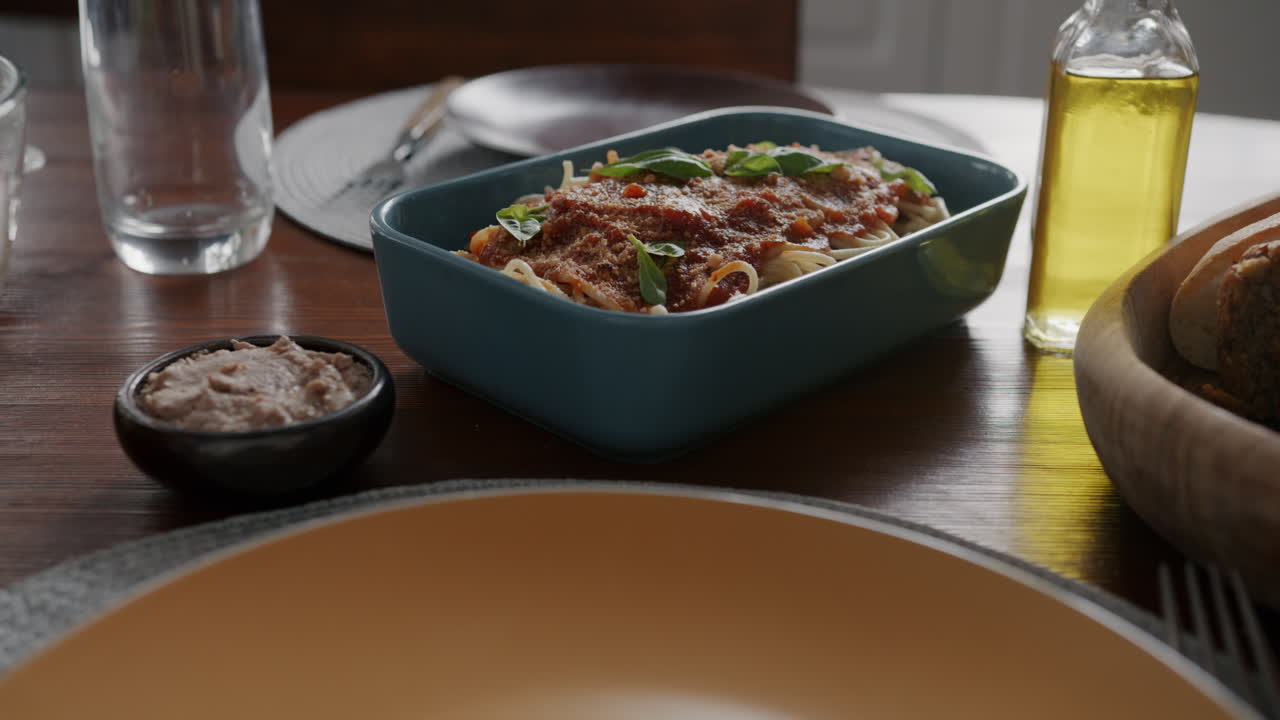 cena familiar en el hogar