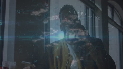 animación del procesamiento de datos de seguridad cibernética sobre un hombre afroamericano bebiendo café en una cafetería.