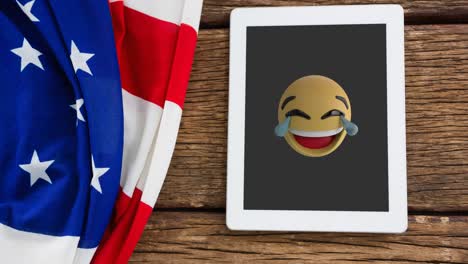 Animation-Von-Emoji-Symbolen-über-Der-Amerikanischen-Flagge