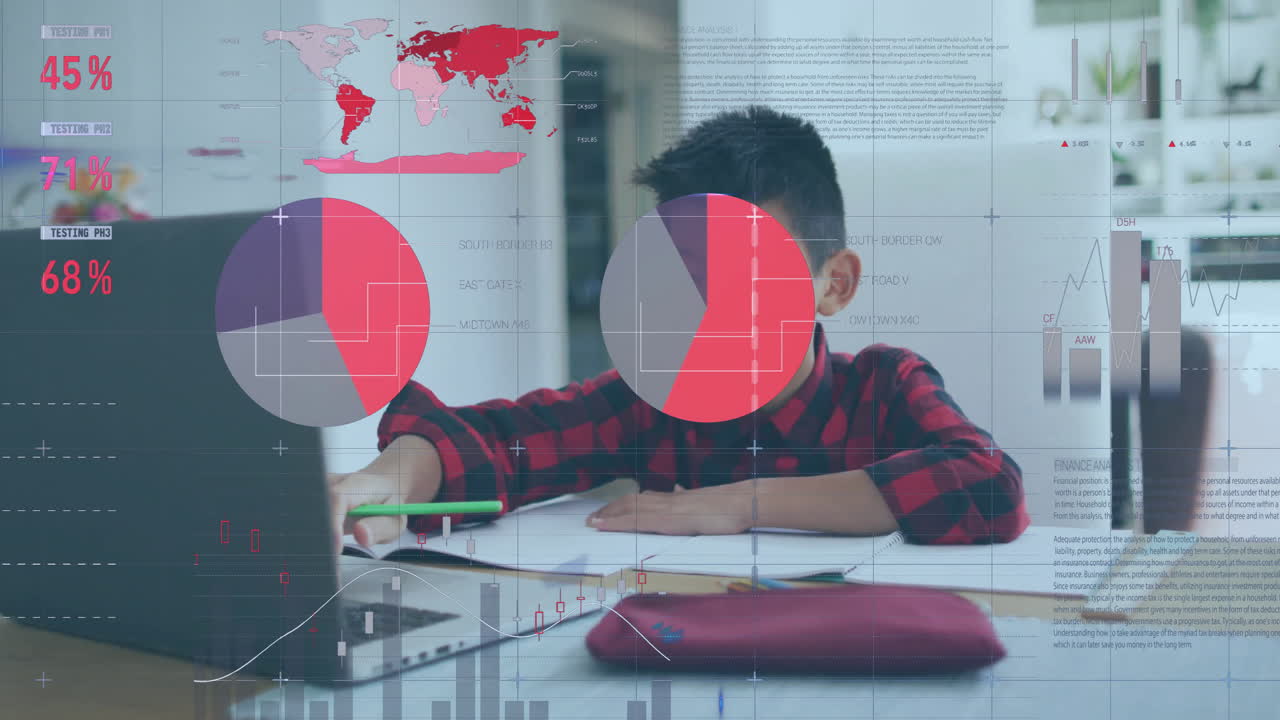 을 이용해 숙제를 하는 아시아 소년에 대한 금융 데이터 처리의 애니메이션