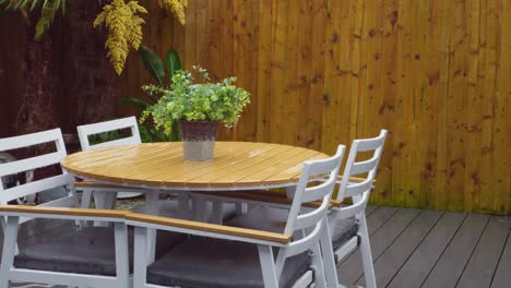 jardín moderno inglés minimalista