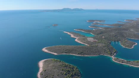 Impresionante-Paisaje-Natural-Del-Archipiélago-De-Las-Islas-De-Dalmacia-En-Croacia,-Vista-Aérea