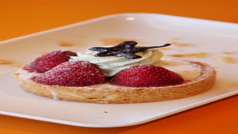 strawberry tart with mint cream