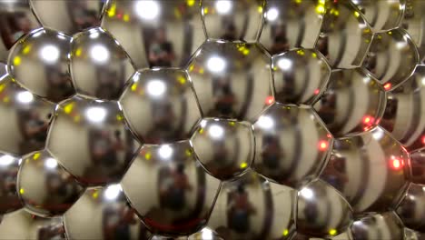 la textura de las bolas metálicas brillantes y pulidas.
