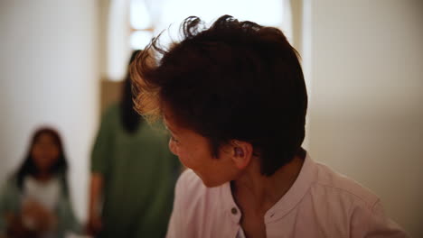 가족, 상자 및 부동산에 대한 흥분