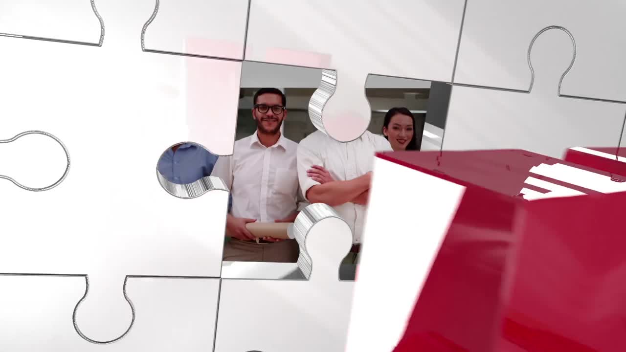 clave de desbloqueo pieza roja del rompecabezas que muestra el personal