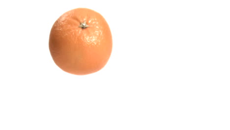 Orange-bouncing-in-super-slow-motion