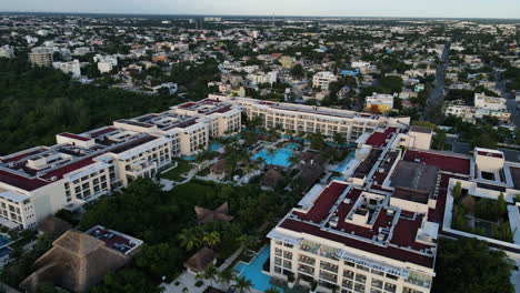 A-beachside-resort-in-the-peaceful,-early-morning-light