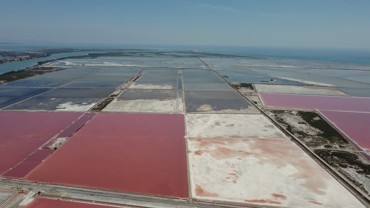 소금 평야 의 공중 사진