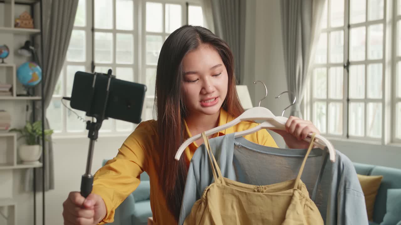 Fashion blogger showcasing clothing items