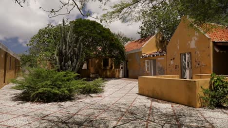 las ruinas del antiguo plantage karpata en bonaire