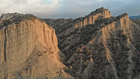 stunning sharp edge cliffs in vashlovani national park area