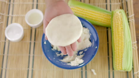 arepas, venezuelan dish made of corn flour