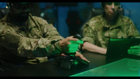 military personnel in vr training