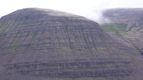 冰島西菲奧爾德 (westfjords) 的壯觀山脈