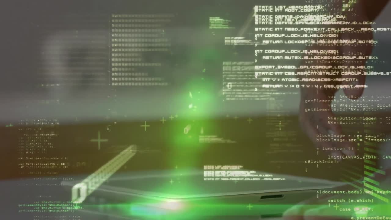 animazione dell'elaborazione dei dati a mano utilizzando un portatile