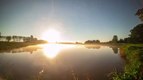 Toma-Estática-De-La-Puesta-Del-Sol-A-La-Noche-Estrellada-En-Lapso-De-Tiempo-A-La-Hora-De-La-Tarde