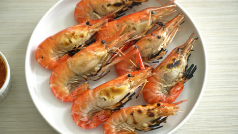 grilled river prawns or shrimps - seafood style