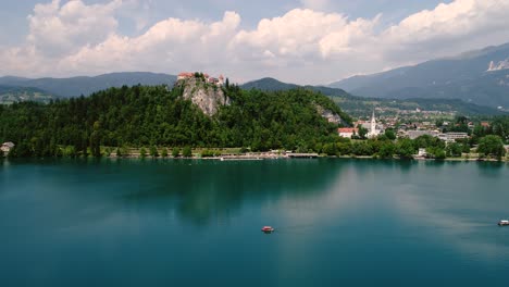 eslovenia hermosa naturaleza - lago bled.