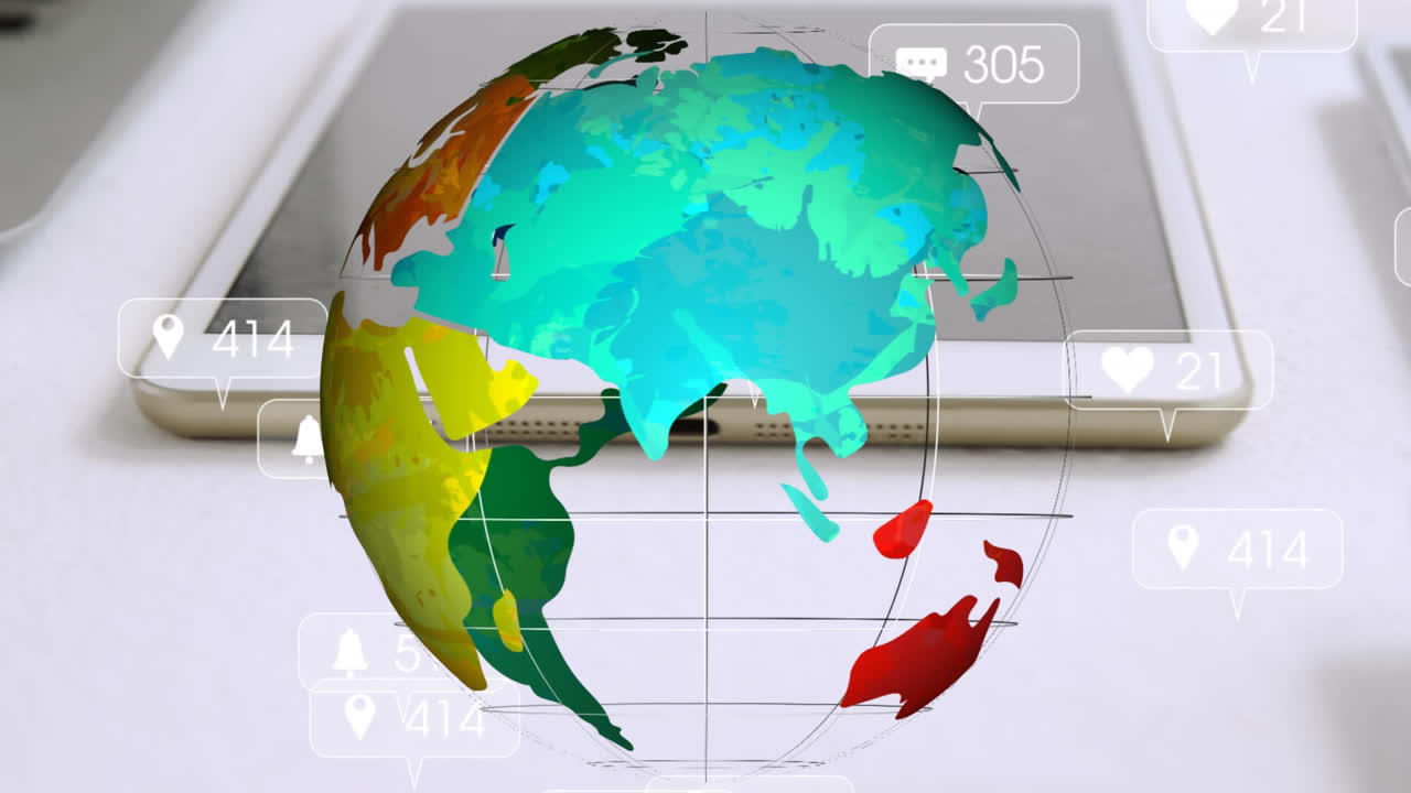 globo giratorio y múltiples iconos de redes sociales en burbujas de habla flotando contra la mesa de la oficina