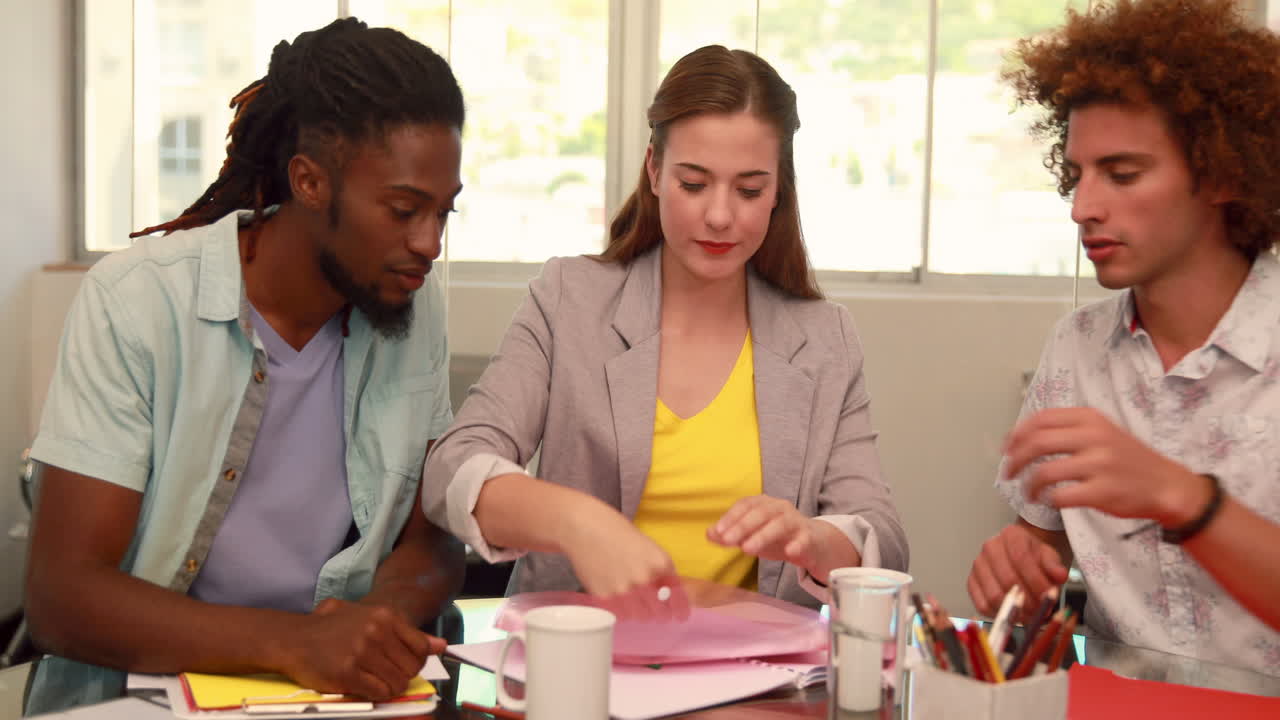 Fashion students in a meeting 