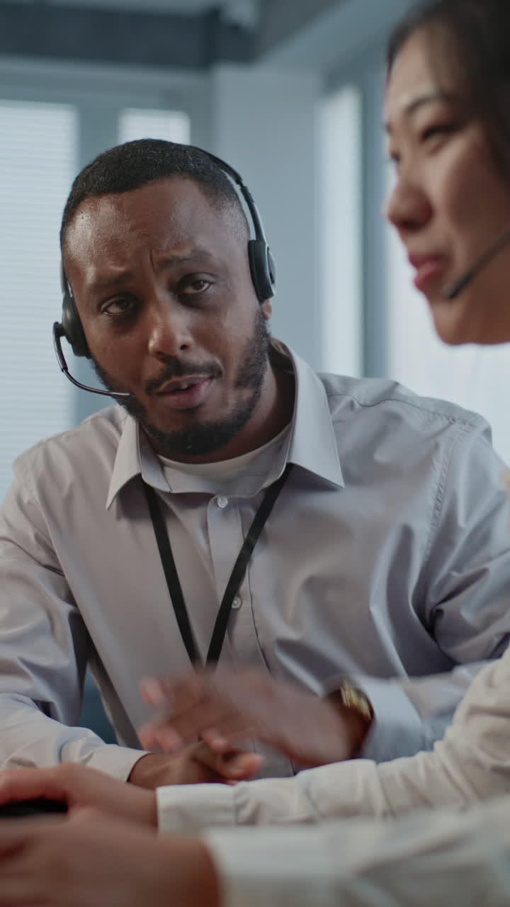 hombre de negocios en una llamada de negocios