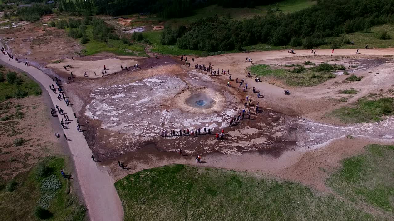 아이슬란드의 스트로쿠르 게이저 폭발