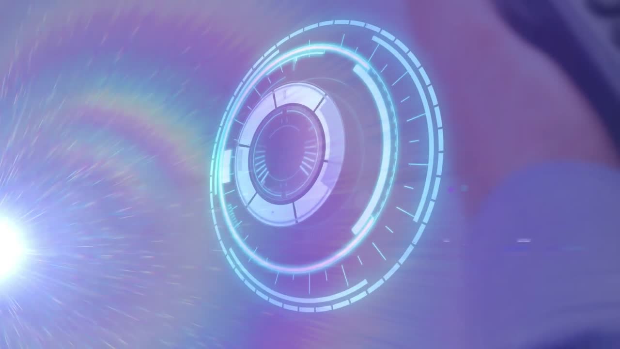 흐릿한 배경에서 빛의 흔적 위에 회전하는 안전 잠금의 애니메이션