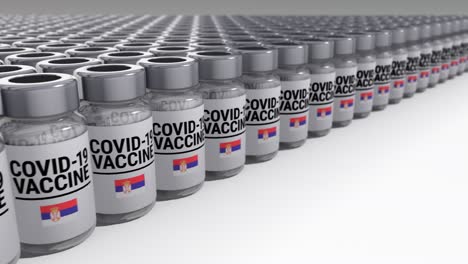 botellas de vacuna contra el covid-19 serbia