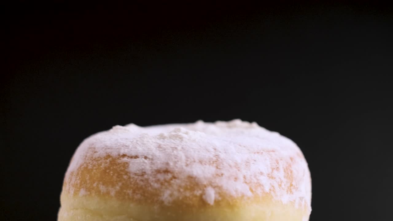 un donut dulce y delicioso.