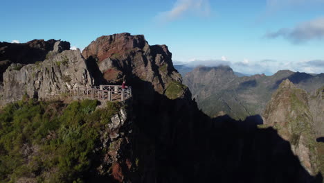 punto de vista de ninho da manta: un lugar de ensueño en el pico do arieiro de madeira