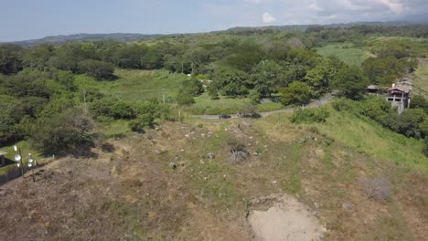 zoom-out-in-Suchitlán-Colima