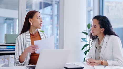 mujeres empresarias, documentos y firmas para los derechos humanos
