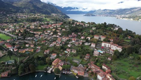 Volando-A-Bellagio,-Lago-Como,-Italia