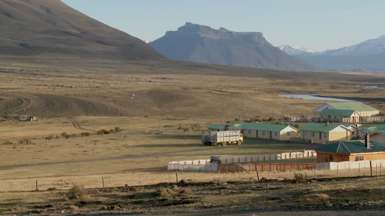 панорама большой фермы в отдаленном районе патагонии арегентина чили