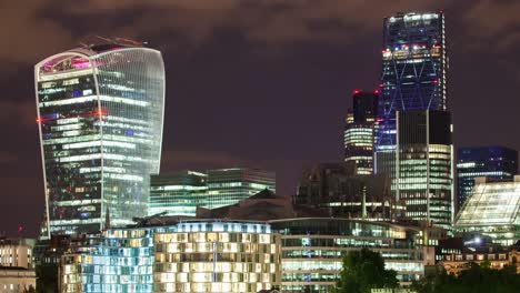 London-Skyline-Dark-4K-06