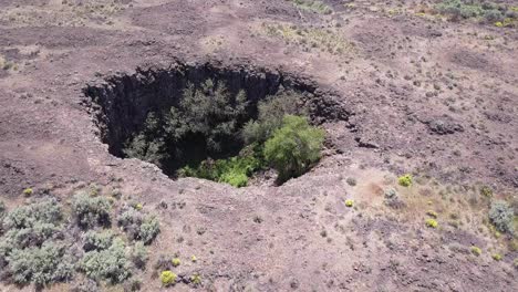 enormes pozos redondos formados por inundaciones de gran volumen de la era glacial, estado wa
