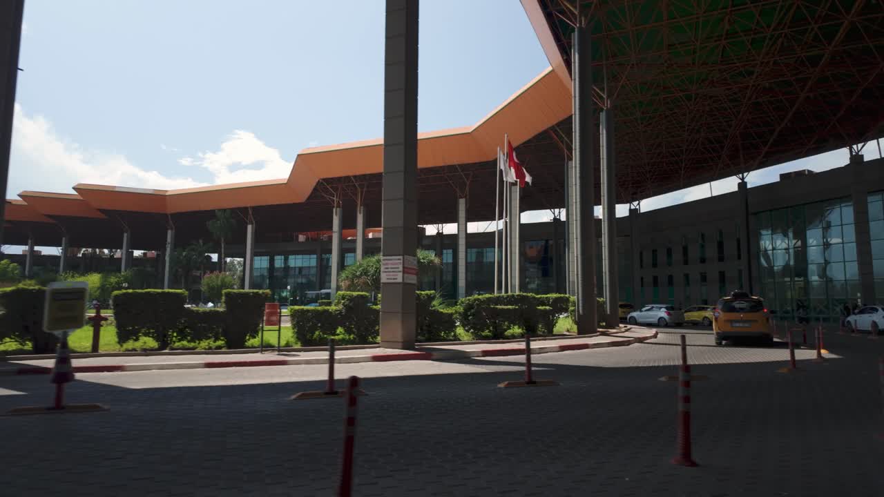 The spacious and welcoming Antalya bus terminal, a meeting point for travelers