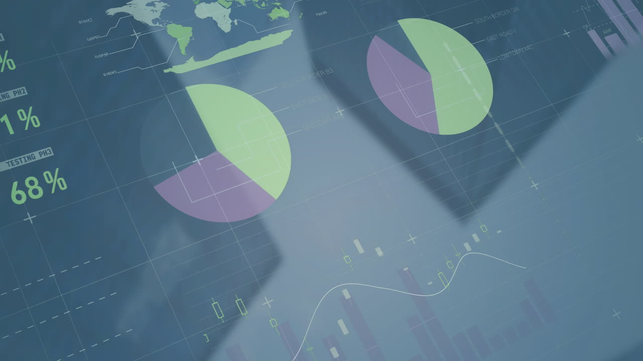 animación del procesamiento de datos financieros a través de dispositivos electrónicos.