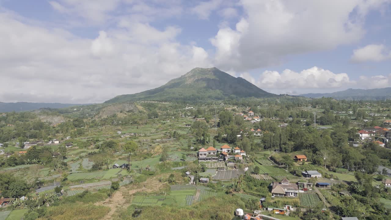 lago batur volcán activo monte bali indonesia