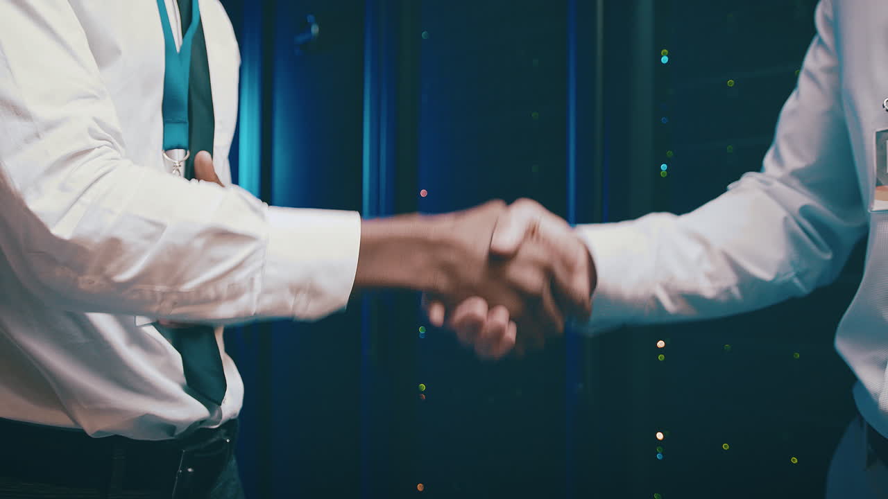 Landing deals in the cloud