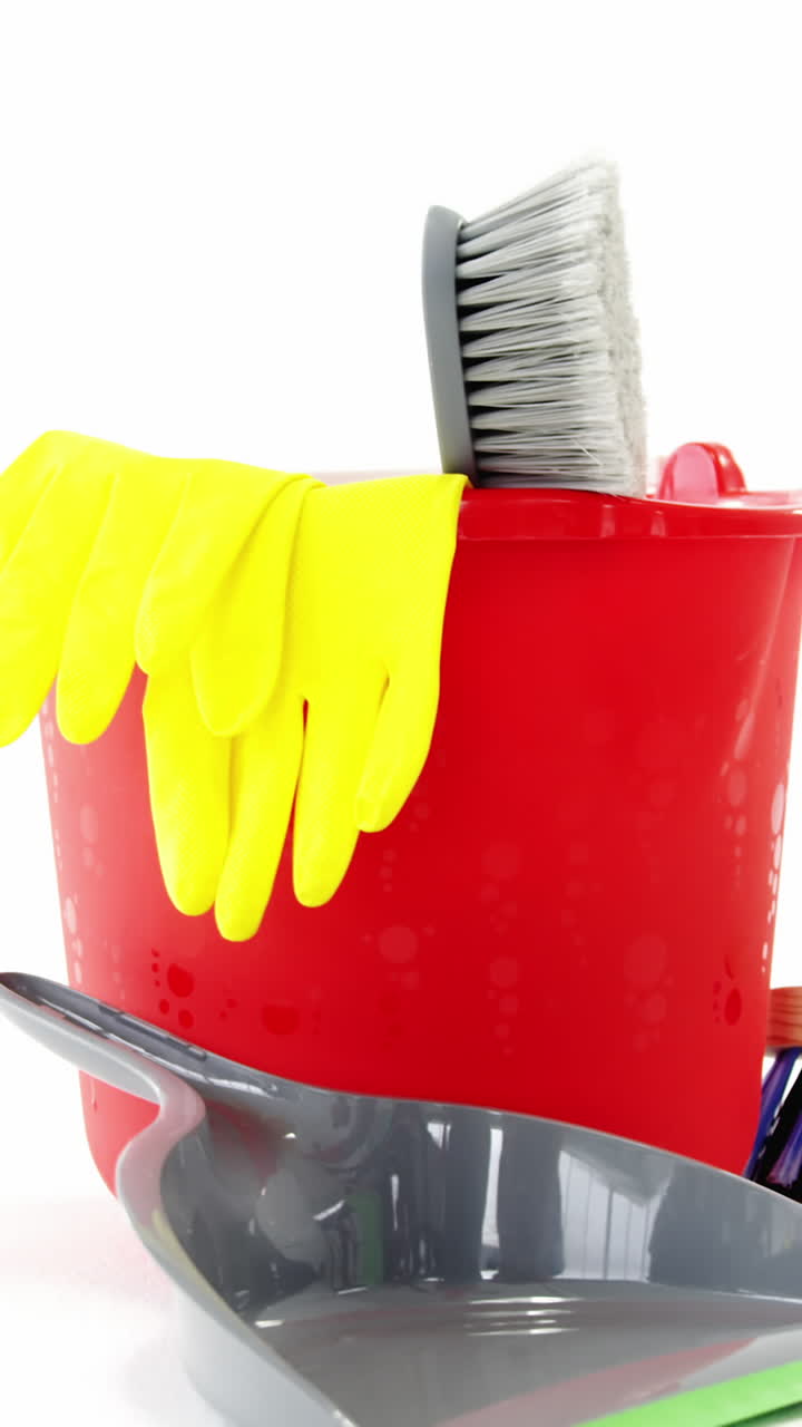 varios suministros de limpieza