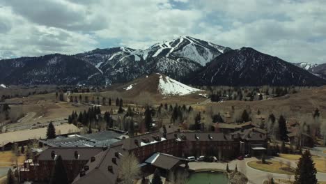 Destino-De-Viaje-Con-Alojamiento-En-Estación-De-Esquí-En-Sun-Valley,-Idaho,-Ee.uu.