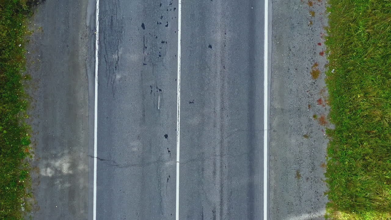 Vista aerea di una strada di campagna
