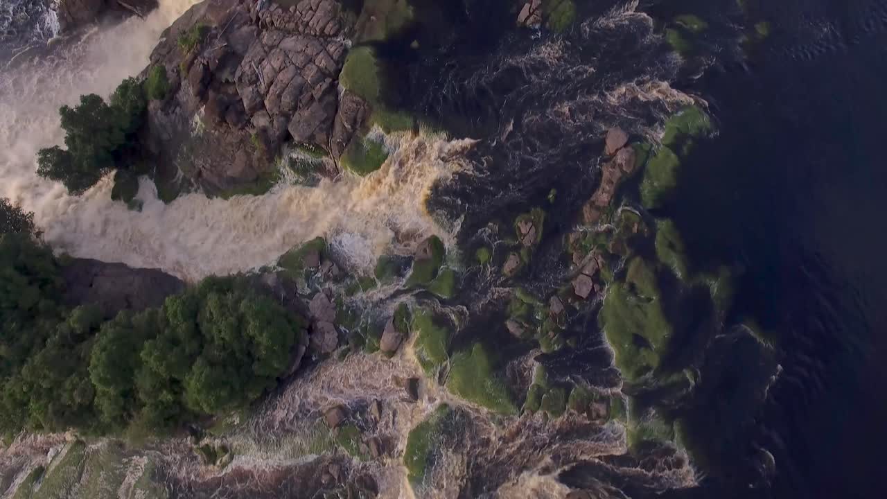 vista de pájaro de las cascadas de canaima, en bolívar, venezuela